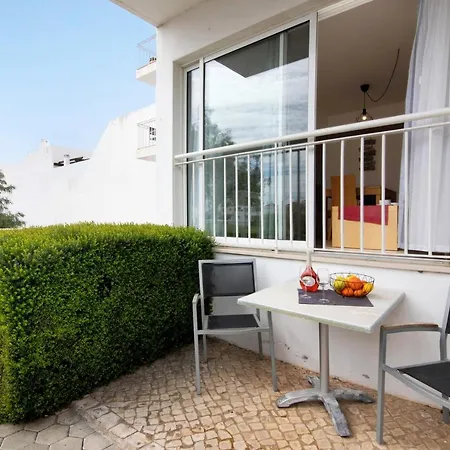 Costa 1 Apartment *
